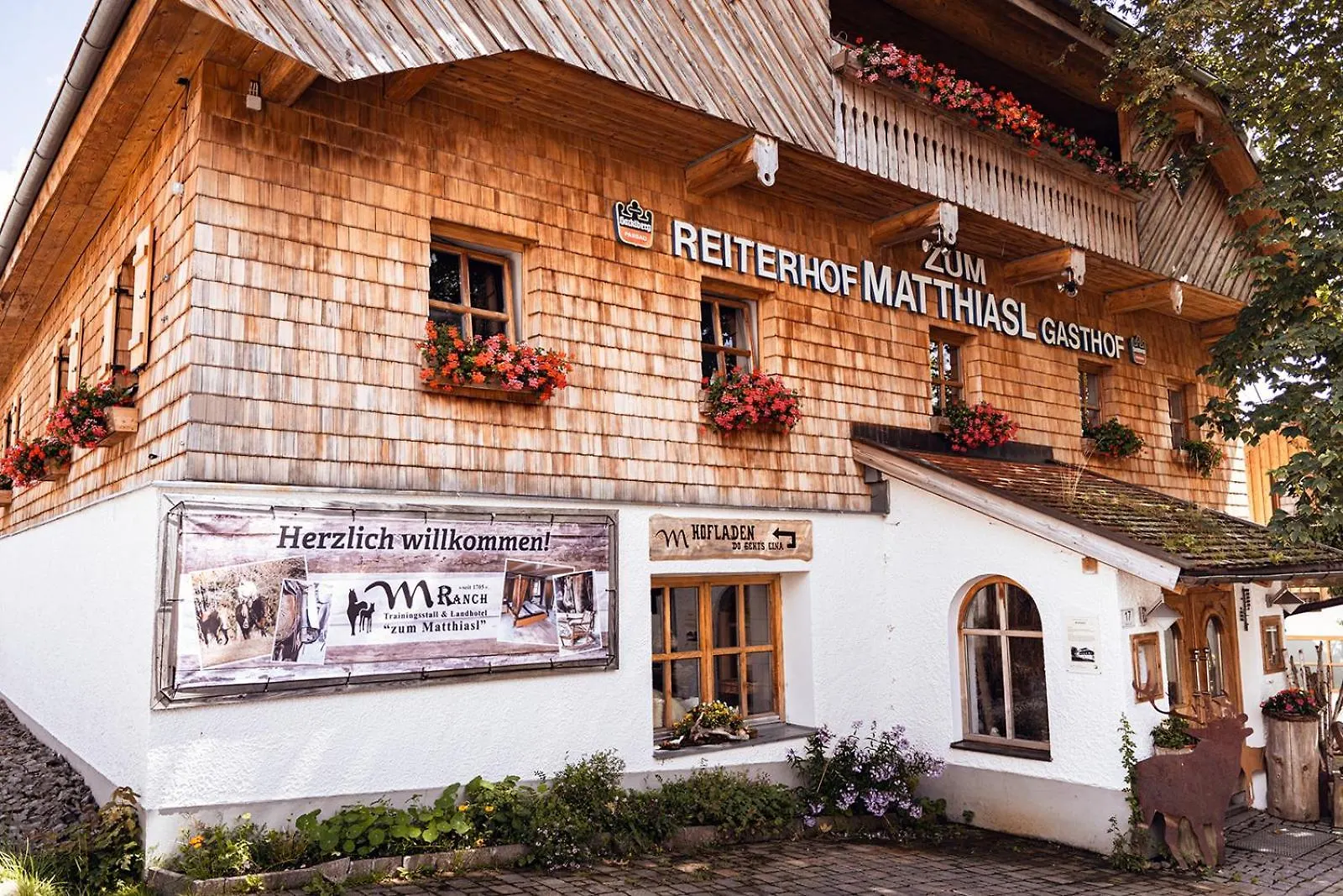 Landhotel Zum Matthiasl Bischofsreut Hotel